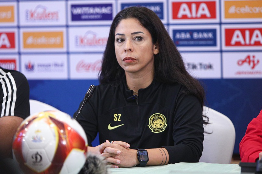 Tuyển Việt Nam gặp khó tại Campuchia, HLV Mai Đức Chung ví von đến trường hợp của Brazil - Ảnh 4.