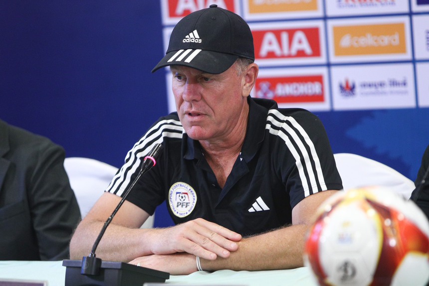 Tuyển Việt Nam gặp khó tại Campuchia, HLV Mai Đức Chung ví von đến trường hợp của Brazil - Ảnh 3.