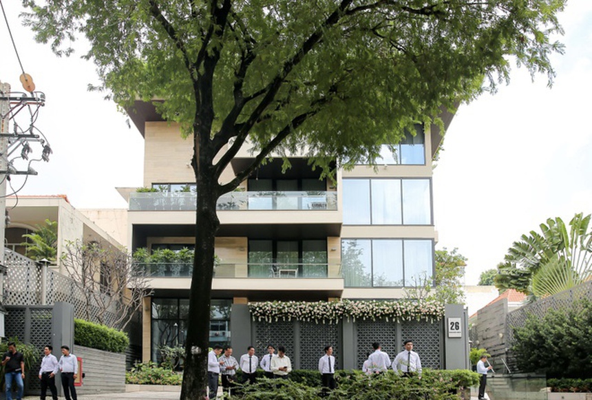 Biệt thự đắt đỏ của vợ chồng Đặng Thu Thảo: Nằm tại trung tâm Quận 1, view sang chảnh bao trọn thành phố - Ảnh 3.