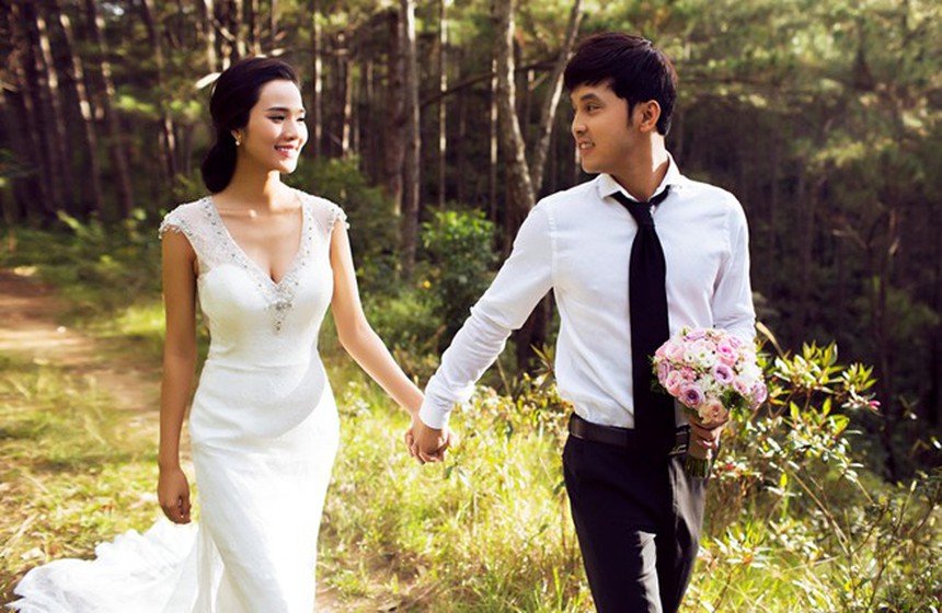 Ưng Hoàng Phúc tuổi 42: Cuộc sống viên mãn, hạnh phúc bên người phụ nữ từng qua "một lần đò" - Ảnh 4. Ưng Hoàng Phúc tuổi 42: Cuộc sống viên mãn, hạnh phúc bên người phụ nữ từng qua "một lần đò" - Ảnh 4.