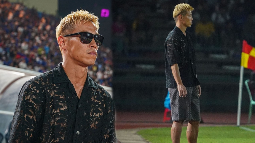 Vừa mặc đồ 'nghỉ mát" giá nghìn đô, HLV Honda lại gây sốt khi diện phong cách thời trang Y2k - Ảnh 4. Vừa mặc đồ 'nghỉ mát" giá nghìn đô, HLV Honda lại gây sốt khi diện phong cách thời trang Y2k - Ảnh 4.