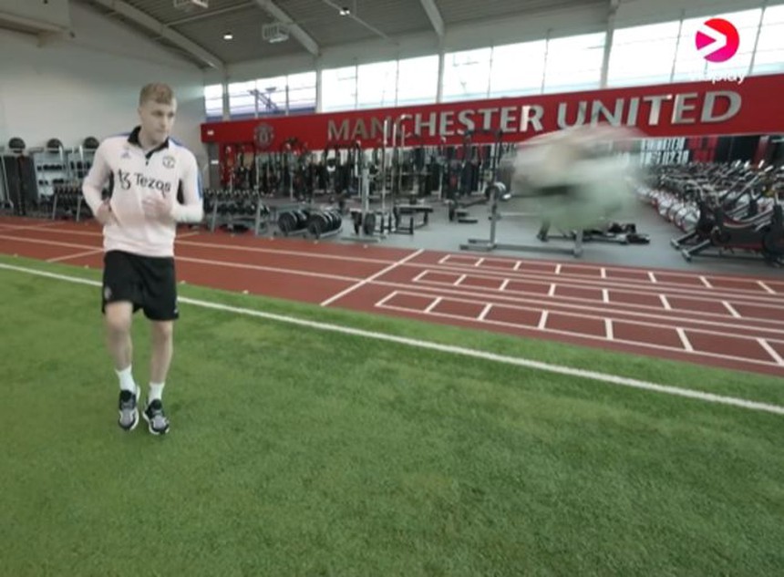 Tin bóng đá MU ngày 2/5: Garnacho báo tin vui trước chung kết FA Cup, Hakimi lọt tầm ngắm Ten Hag - Ảnh 4.