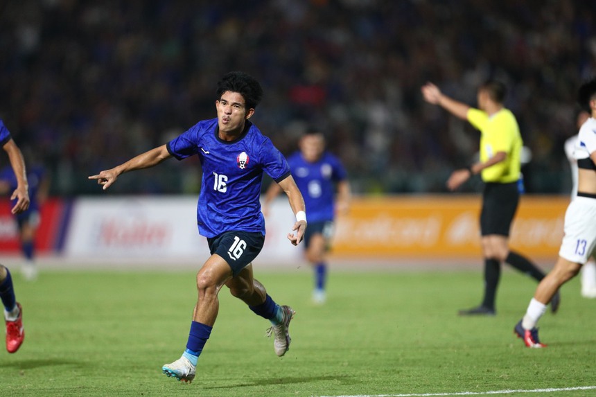 Thắng sát nút Philippines, U22 Campuchia tiến thêm một bước tới bán kết SEA Games - Ảnh 2.