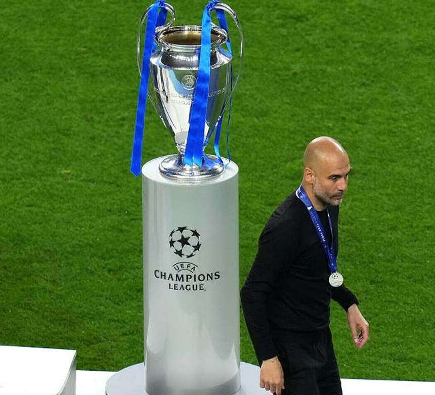 Cà phê đầu tuần: Pep không còn nghĩ mình là thánh - Ảnh 1. Cà phê đầu tuần: Pep không còn nghĩ mình là thánh - Ảnh 1.