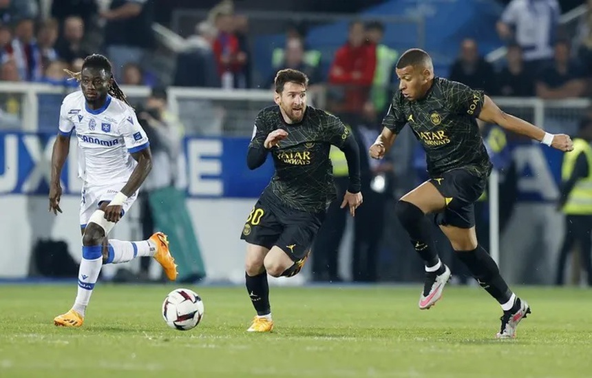 Tin nóng bóng đá sáng 22/5: Nhà thầu Qatar chuẩn bị 'buông' MU, PSG chạm một tay vào chức vô địch Ligue 1 - Ảnh 3.