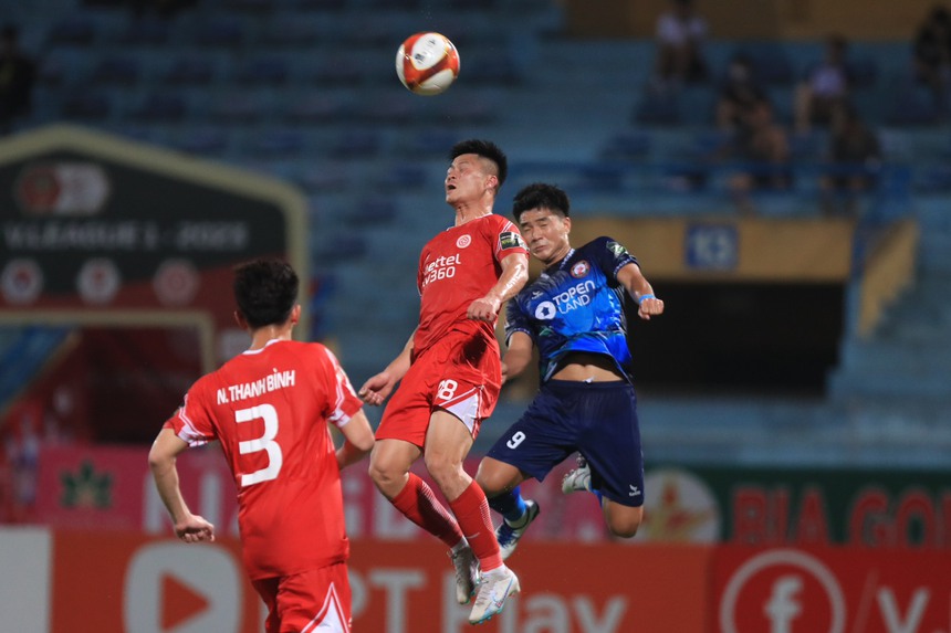 Hà Đức Chinh vượt qua trò đùa của số phận - Ảnh 1.