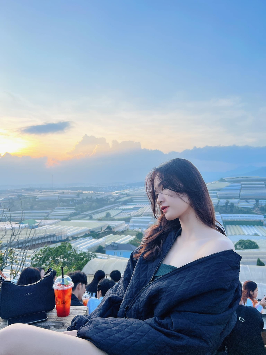 'Ngây ngất' trước nhan sắc vạn người mê của hoa khôi bóng chuyền Đặng Thị Kim Thanh - Ảnh 6.