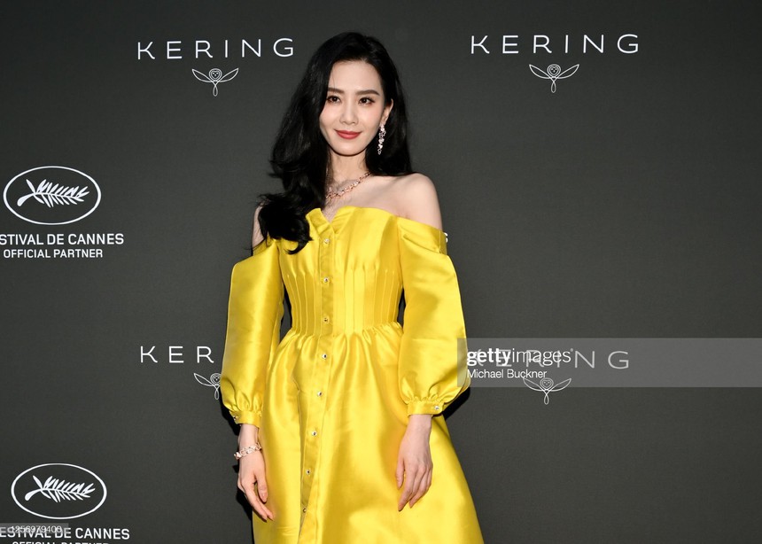 Lưu Thi Thi tại LHP Cannes: Nhan sắc rực rỡ nhưng phong cách kém nổi bật! - Ảnh 7.