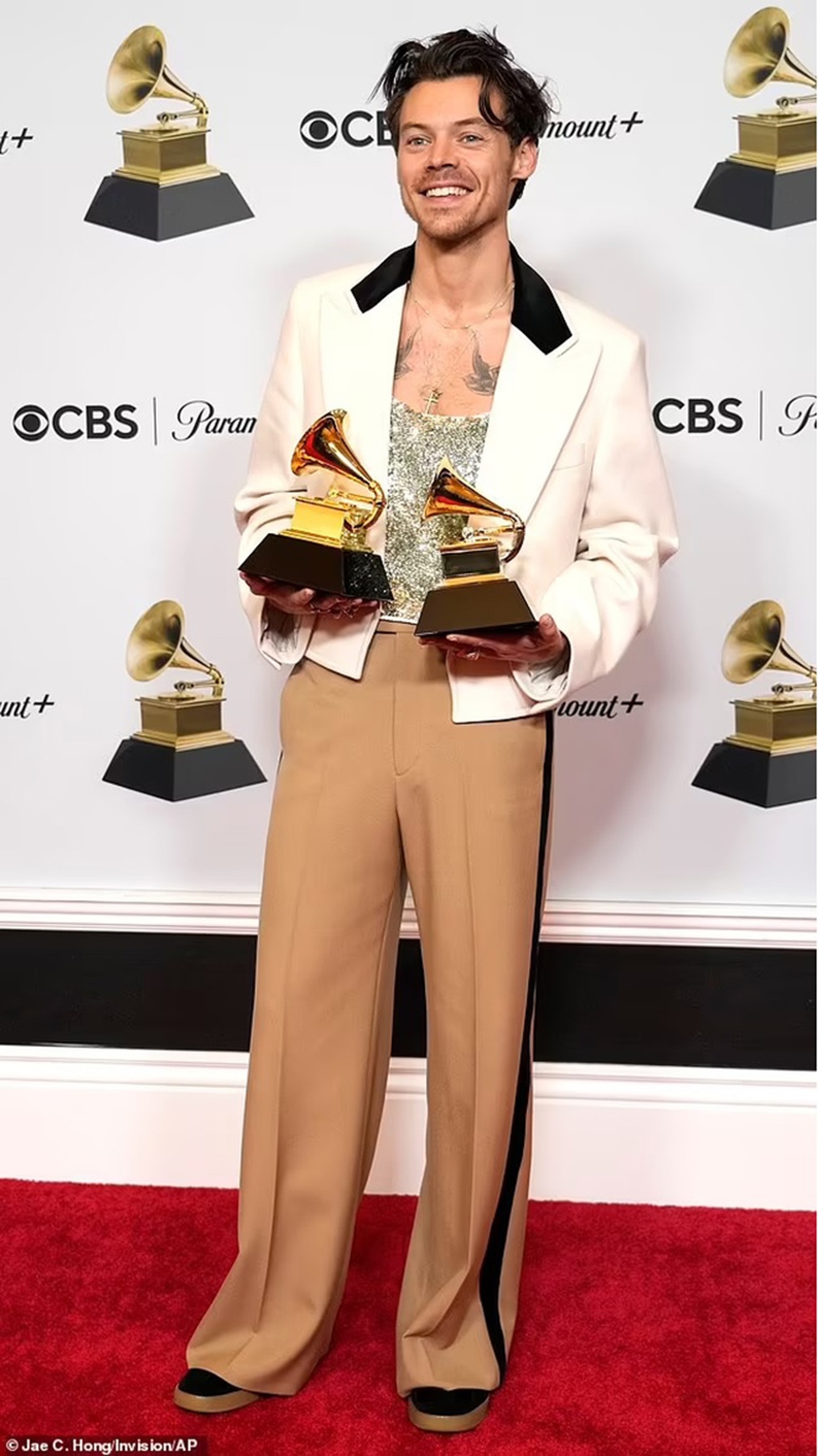 One Direction lại làm dấy lên hy vọng tái hợp - Ảnh 7. One Direction lại làm dấy lên hy vọng tái hợp - Ảnh 7.