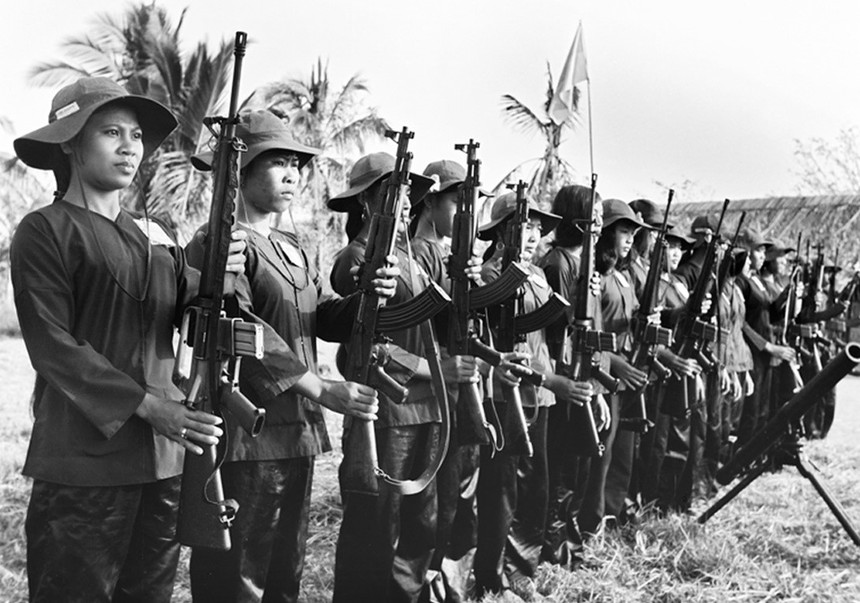 Vinh danh những nhiếp ảnh gia của TTXVN (kỳ 6): Võ An Khánh với những khoảnh khắc thời 'hoa lửa' - Ảnh 6. Vinh danh những nhiếp ảnh gia của TTXVN (kỳ 6): Võ An Khánh với những khoảnh khắc thời 'hoa lửa' - Ảnh 6.