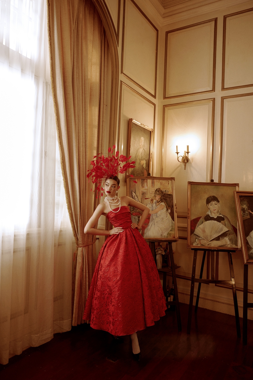 Những trang phục cổ điển ấn tượng của NTK Đỗ Mạnh Cường - Ảnh 29.