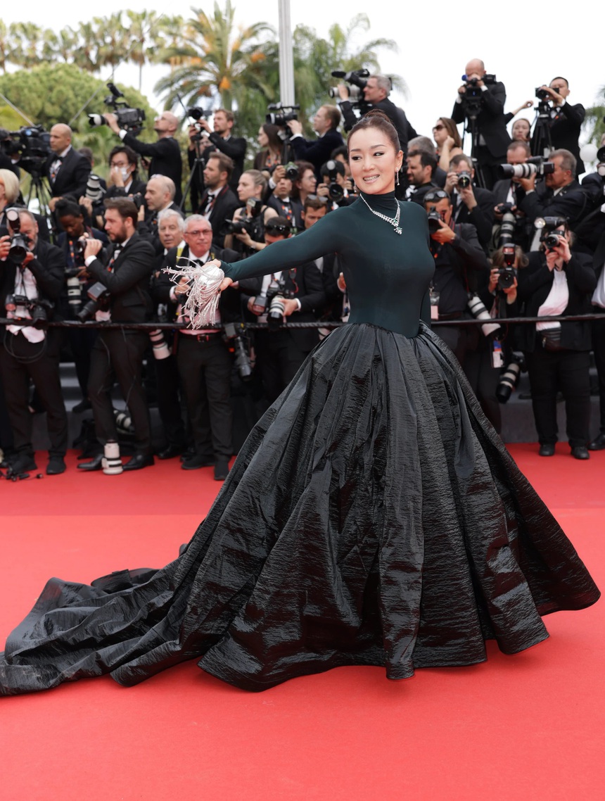 'Lóa mắt' với đồ trang sức cao cấp nhất của sao châu Á tại LHP Cannes 2023 - Ảnh 5.