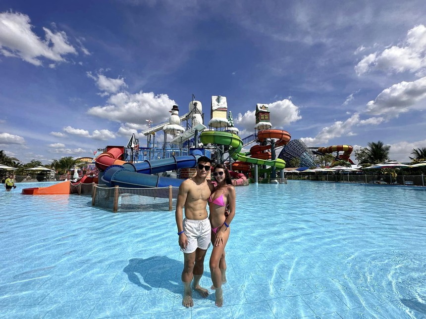 Thủ môn Bùi Tiến Dũng kỉ niệm 1 năm ngày cưới vợ siêu mẫu Ucraina: Đường tình thăng hoa, đường sự nghiệp trắc trở - Ảnh 7.