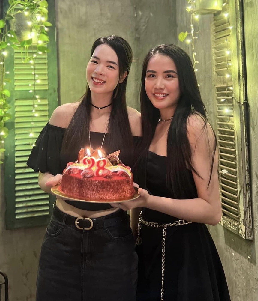 Phụ công Lê Thanh Thuý đón sinh nhật tuổi 28 cùng 'hội chị em bạn dì', fan ngỡ ngàng trước rừng nhan sắc - Ảnh 2.