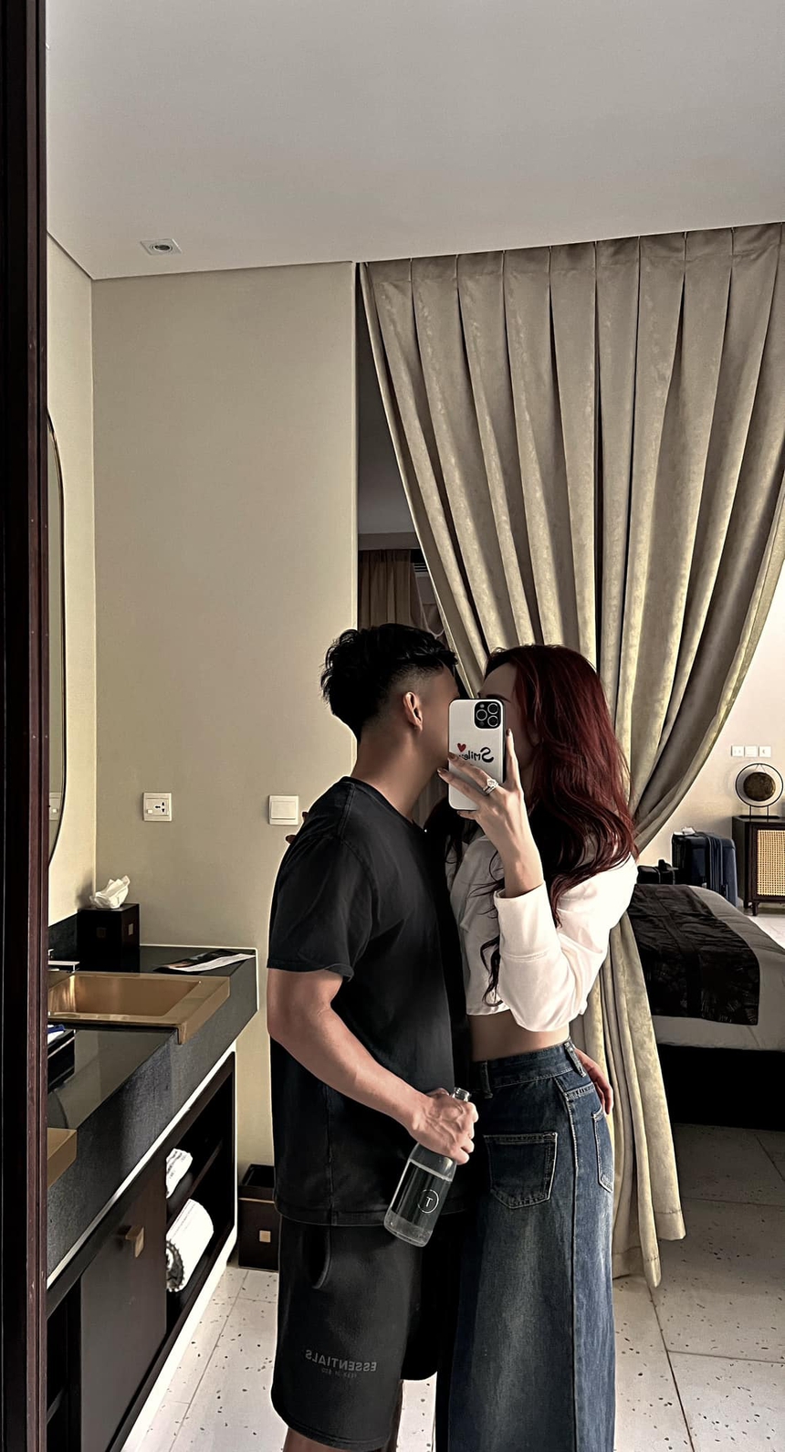 Bạn gái mới của Văn Thanh cực nổi trên Instagram, chuyên khoe thân hình bốc lửa với ảnh bikini - Ảnh 2.