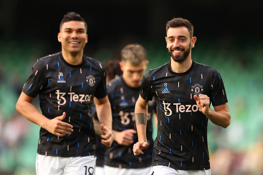 Tin nóng bóng đá sáng 24/5: Hé lộ nhóm 8 cầu thủ lãnh đạo ở MU - Ảnh 2.