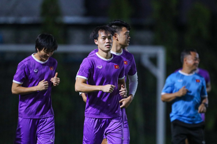 Tuyển Việt Nam đấu giao hữu với Hong Kong tại sân Lạch Tray - Ảnh 3.