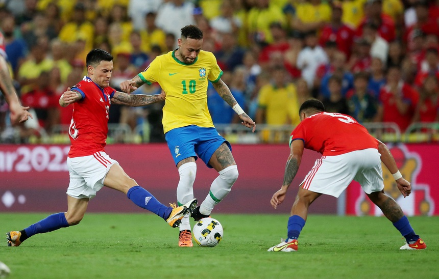 Đại sứ Brazil hứa mang ĐTQG Brazil sang Việt Nam thi đấu - Ảnh 2. Đại sứ Brazil hứa mang ĐTQG Brazil sang Việt Nam thi đấu - Ảnh 2.