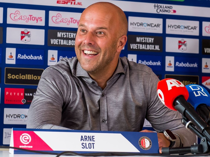 Tin nóng bóng đá tối 25/5: Tỷ phú Qatar muốn phá vỡ 'quy tắc Ronaldo' của Ten Hag tại MU - Ảnh 4. Tin nóng bóng đá tối 25/5: Tỷ phú Qatar muốn phá vỡ 'quy tắc Ronaldo' của Ten Hag tại MU - Ảnh 4.