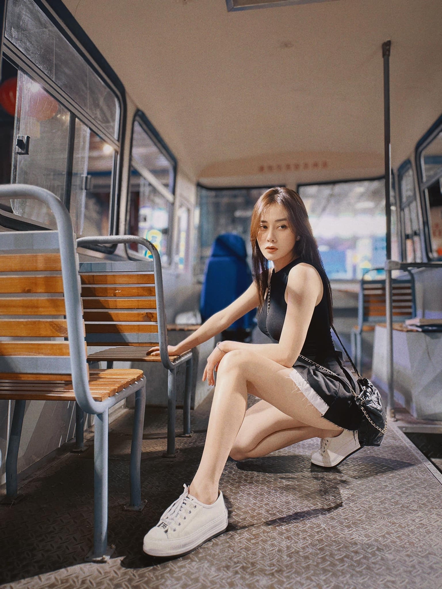 Phương Oanh tung loạt ảnh hoài cổ - Ảnh 3. Phương Oanh tung loạt ảnh hoài cổ - Ảnh 3.