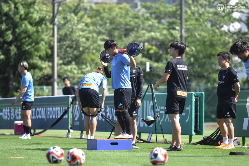 Nhà vô địch châu Á khen ngợi tuyển thủ Thái Lan - Ảnh 2. Nhà vô địch châu Á khen ngợi tuyển thủ Thái Lan - Ảnh 2.