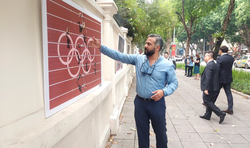 Triển lãm Đường tới Olympics 2024 - Ảnh 2. Triển lãm Đường tới Olympics 2024 - Ảnh 2.