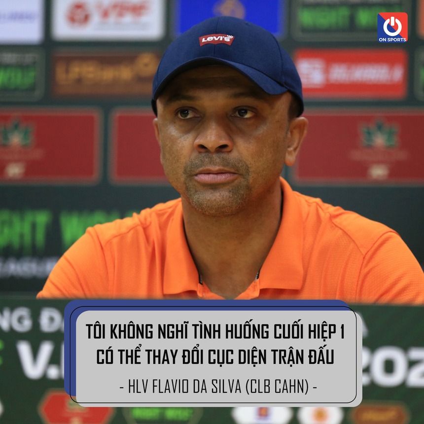 HLV SLNA và CAHN phản ứng khi trọng tài biên mắc sai lầm, từ chối bàn thắng gây tranh cãi - Ảnh 4. HLV SLNA và CAHN phản ứng khi trọng tài biên mắc sai lầm, từ chối bàn thắng gây tranh cãi - Ảnh 4.