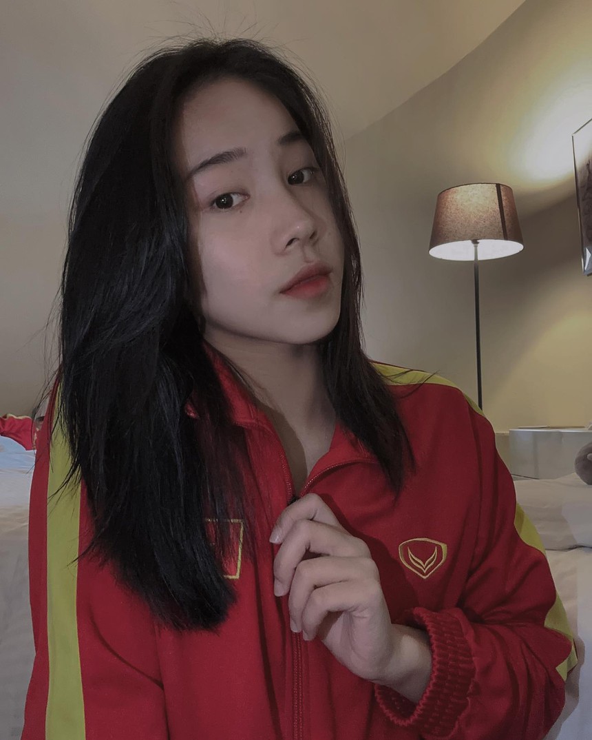 Kiều nữ U20 Việt Nam Bảo Trâm 'rắc thính' vẫn độc thân, hàng loạt fan nam xin làm chồng - Ảnh 5. Kiều nữ U20 Việt Nam Bảo Trâm 'rắc thính' vẫn độc thân, hàng loạt fan nam xin làm chồng - Ảnh 5.