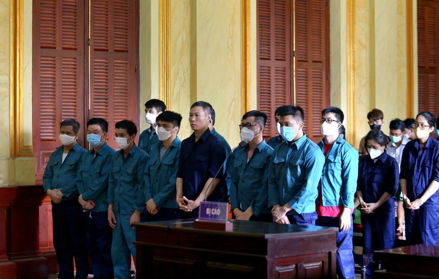 Đề nghị tuyên phạt cựu Cảnh sát kinh tế buôn lậu 14-16 năm tù - Ảnh 1.