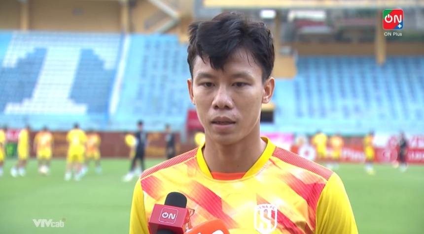 Quế Ngọc Hải đặt mục tiêu có điểm trước CLB Công An Hà Nội, muốn các cầu thủ SLNA chiến đấu vì người dân xứ Nghệ mặc cho đang gặp khó khăn về nhà tài trợ - Ảnh 2.