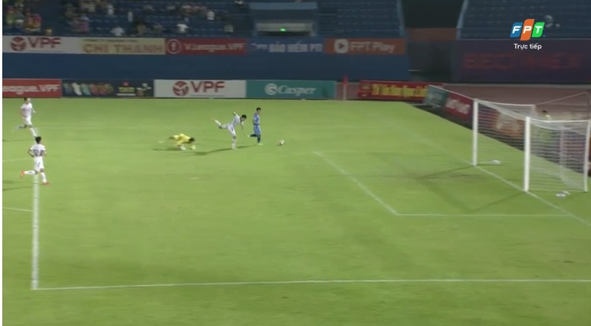 Tiến Linh nổ súng, Bình Dương cầm hòa ĐKVĐ Hà Nội trên sân nhà - Ảnh 1.