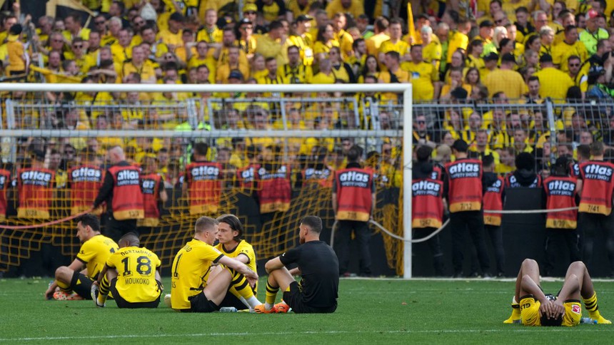 Cà phê đầu tuần: Dortmund về nhì là đúng - Ảnh 1. Cà phê đầu tuần: Dortmund về nhì là đúng - Ảnh 1.