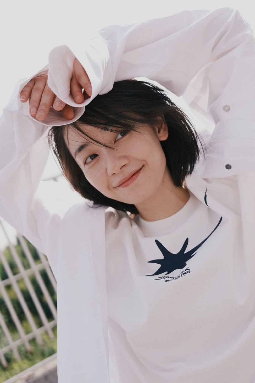 'Thuyền' Amber - Chi Pu có nguy cơ 'chìm' vì vị tỷ tỷ này - Ảnh 7.