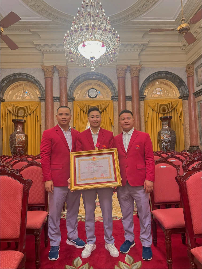 Nữ VĐV Muay 4 lần vô địch SEA Games Bùi Yến Ly: Lỳ đòn trên đài đấu, 'đổ gục' trước tấm chân tình của bạn gái - c Hằng biên tập - Ảnh 2.