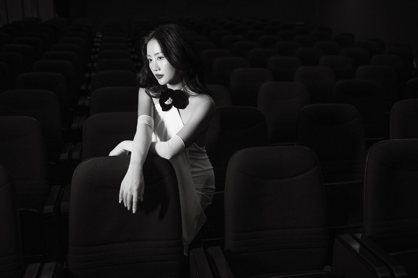 Văn Mai Hương: Mở ra một khoảng trời 'chill' hơn - Ảnh 6.