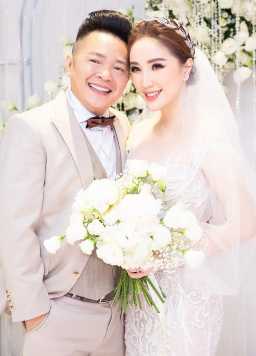 Cơ ngơi triệu đô của vợ chồng Bảo Thy: Biệt thự 2 mặt tiền hoành tráng, nằm trong khu hạng sang của giới thượng lưu - Ảnh 16. Cơ ngơi triệu đô của vợ chồng Bảo Thy: Biệt thự 2 mặt tiền hoành tráng, nằm trong khu hạng sang của giới thượng lưu - Ảnh 16.