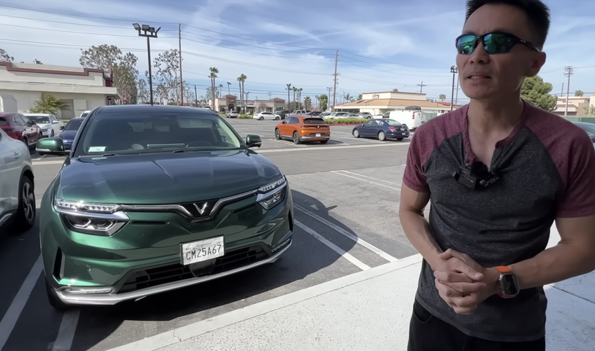 Chủ kênh YouTube giữ kỷ lục chạy xe VinFast VF8 xa nhất ở Mỹ: Muốn nhiều người Mỹ biết xe điện Việt Nam - Ảnh 3.