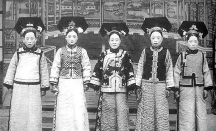 Công chúa thời xưa dù không phải tranh giành ngai vàng, vì sao hầu hết không sinh được con? - Ảnh 1. Công chúa thời xưa dù không phải tranh giành ngai vàng, vì sao hầu hết không sinh được con? - Ảnh 1.