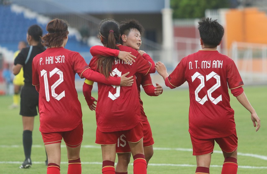 Bóng đá SEA Games ngày 3/5: HLV U22 Singapore chỉ ra sự khác biệt giữa U22 Việt Nam và Thái Lan - Ảnh 5. Bóng đá SEA Games ngày 3/5: HLV U22 Singapore chỉ ra sự khác biệt giữa U22 Việt Nam và Thái Lan - Ảnh 5.