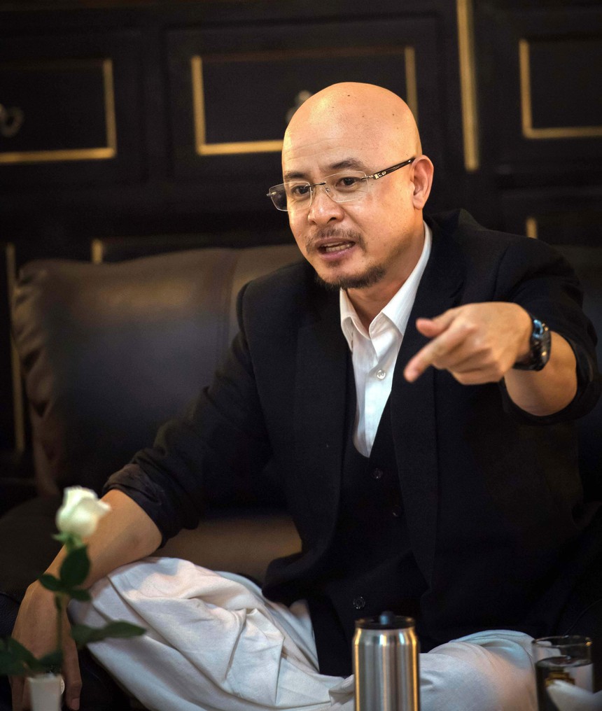 Bị đồn yêu Đặng Lê Nguyên Vũ, hoa hậu Tiểu Vy: Thêu dệt chuyện sai sự thật là hành vi vô đạo đức - Ảnh 2. Bị đồn yêu Đặng Lê Nguyên Vũ, hoa hậu Tiểu Vy: Thêu dệt chuyện sai sự thật là hành vi vô đạo đức - Ảnh 2.