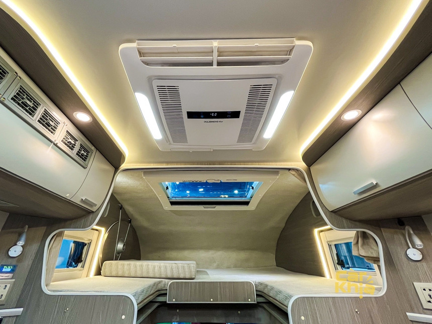 Tôi ngồi thử Toyota Hilux độ nhà di động cho dân mê phượt giá 2 tỷ đồng tại Thái: Nhiều tiện nghi và hợp lý đến bất ngờ - Ảnh 12.