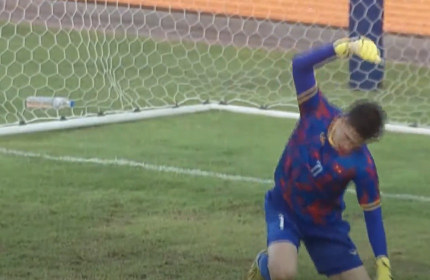 Bàn phản lưới nhà của Tiến Long có thể đẩy U22 Việt Nam vào thế khó - Ảnh 3. Bàn phản lưới nhà của Tiến Long có thể đẩy U22 Việt Nam vào thế khó - Ảnh 3.