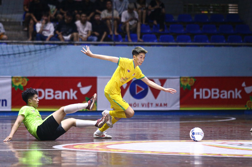 Khai hội bóng đá sinh viên Tây Nguyên - Ảnh 2.