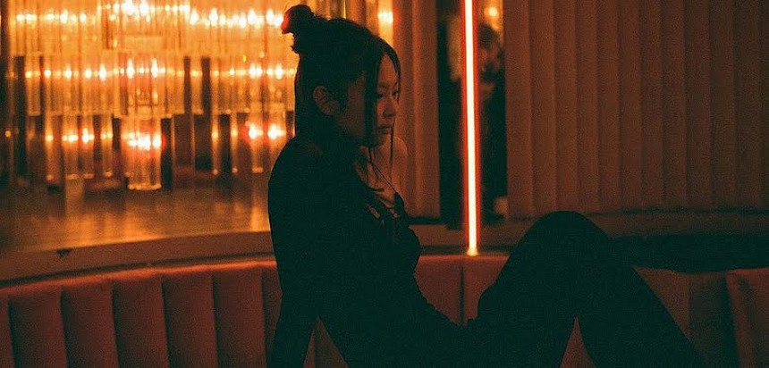 Đích thân Jennie Blackpink nói về những ưu nhược điểm về diễn xuất trong 'The Idol' - Ảnh 2.