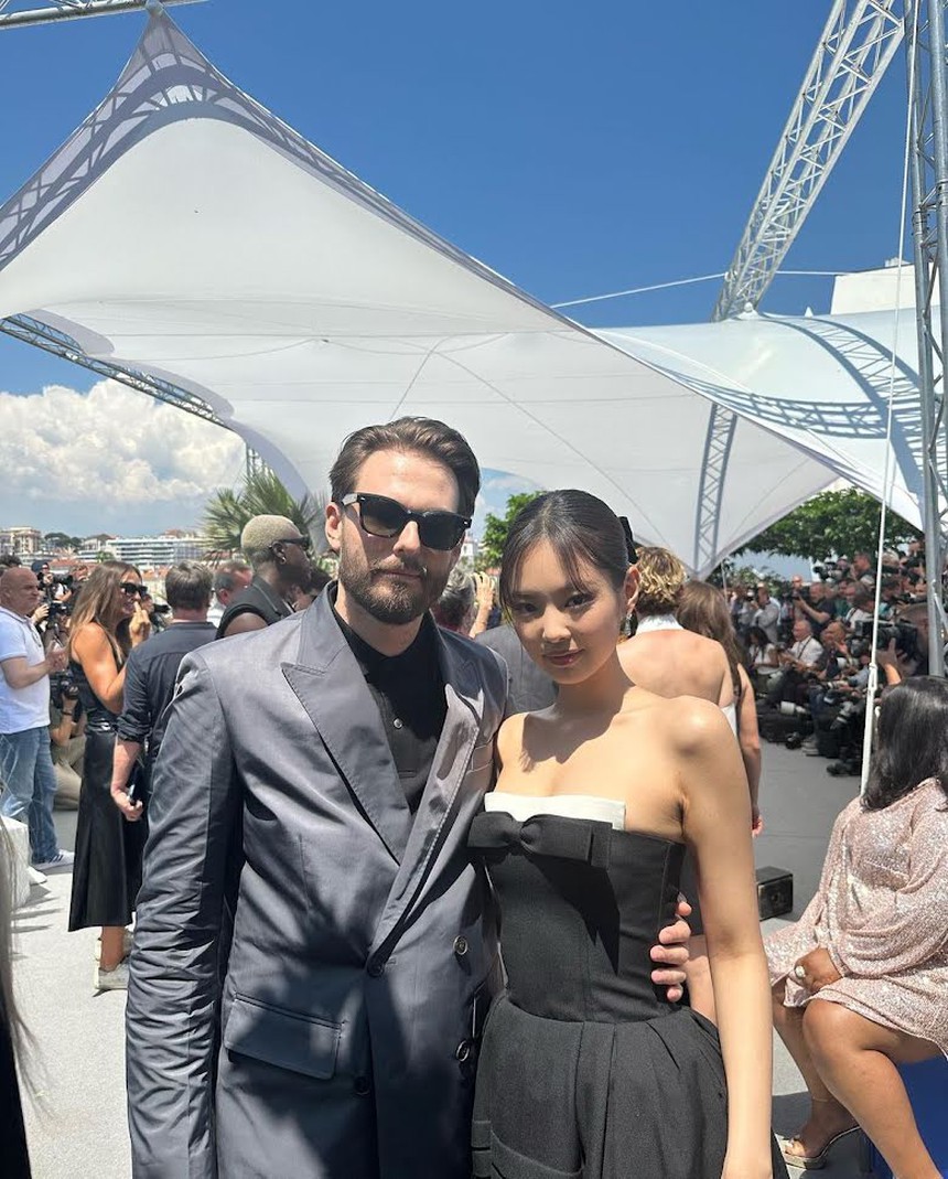 Đích thân Jennie Blackpink nói về những ưu nhược điểm về diễn xuất trong 'The Idol' - Ảnh 3.