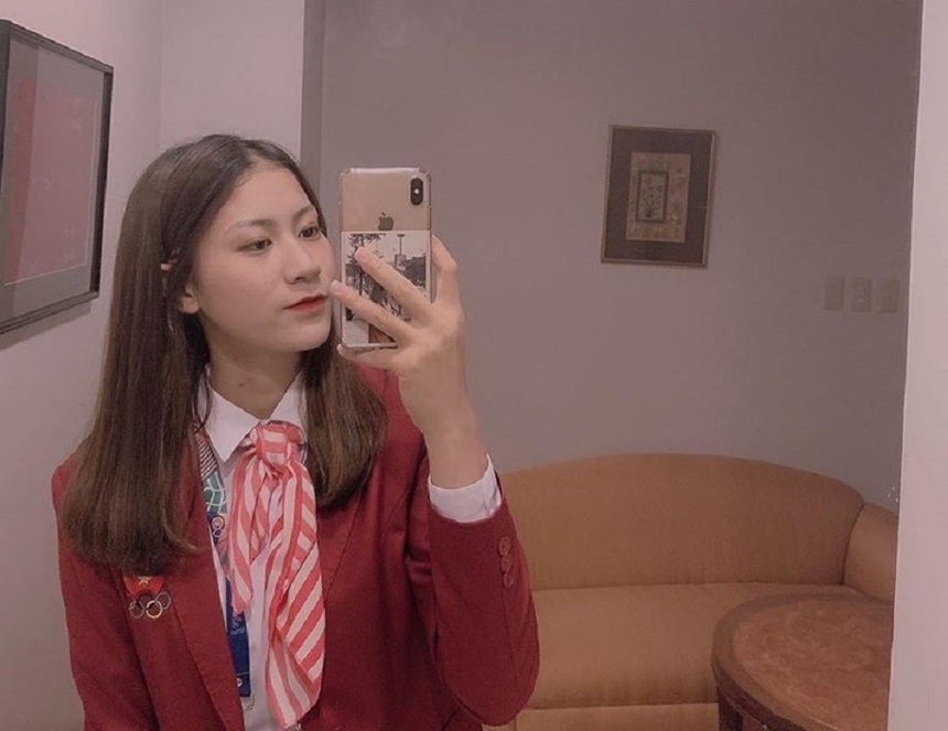 Hot girl bóng chuyền Kiều Trinh xinh đẹp trong tà áo dài, người hâm mộ cứ tưởng đang thi hoa hậu - Ảnh 9. Hot girl bóng chuyền Kiều Trinh xinh đẹp trong tà áo dài, người hâm mộ cứ tưởng đang thi hoa hậu - Ảnh 9.