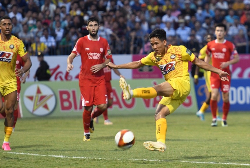 Tiêu điểm: CLB Thanh Hóa và câu chuyện của V-League 2023 - Ảnh 1. Tiêu điểm: CLB Thanh Hóa và câu chuyện của V-League 2023 - Ảnh 1.