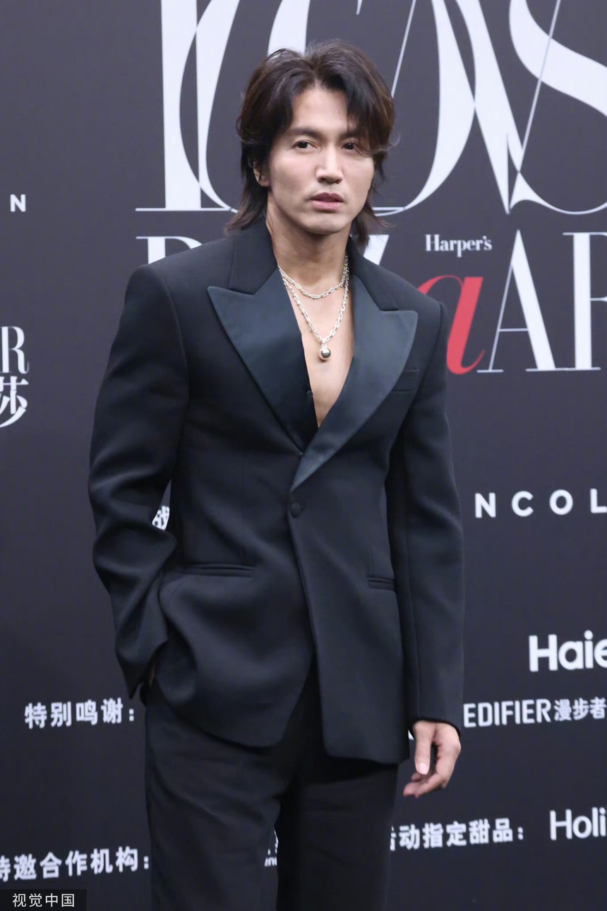 'Nam thần thanh xuân' Ngôn Thừa Húc ở tuổi 46: Độc thân đắt giá, vẻ ngoài vạn người mê - Ảnh 3.