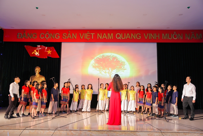 Toàn cảnh buổi Lễ trao Giải thưởng Thiếu nhi Dế Mèn lần thứ 4 - 2023 - Ảnh 12.