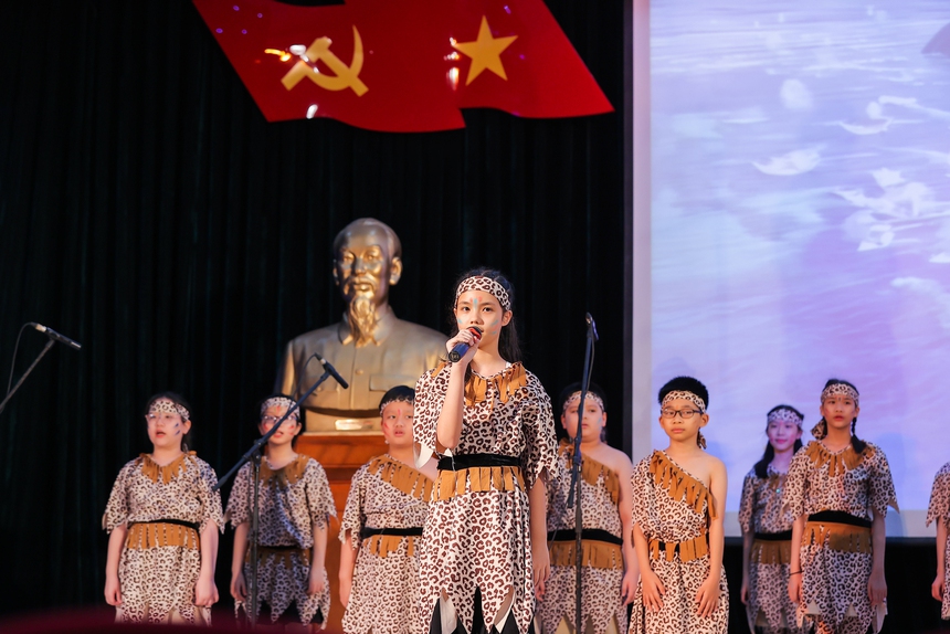 Toàn cảnh buổi Lễ trao Giải thưởng Thiếu nhi Dế Mèn lần thứ 4 - 2023 - Ảnh 16.